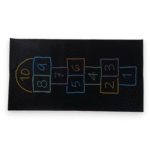ALFOMBRA CARPETA PVC RAYUELA 120X65 CM