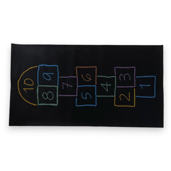 ALFOMBRA CARPETA PVC RAYUELA 120X65 CM